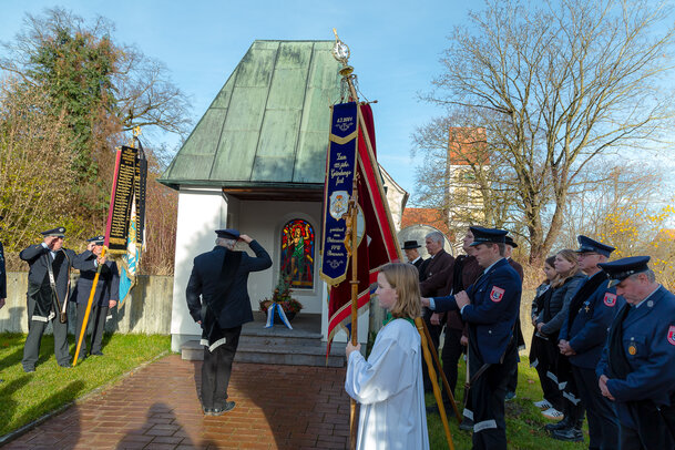 Thumbnail: _JA 25037 16.11.2025 KSV Hohenried, Heldengedenktag, Volkstrauertag.jpg